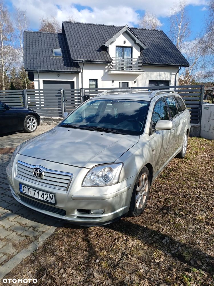 Toyota Avensis 2.0 D-4D Combi - 2