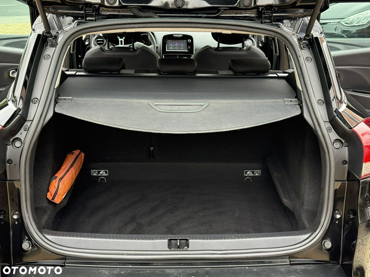 Renault Clio - 28