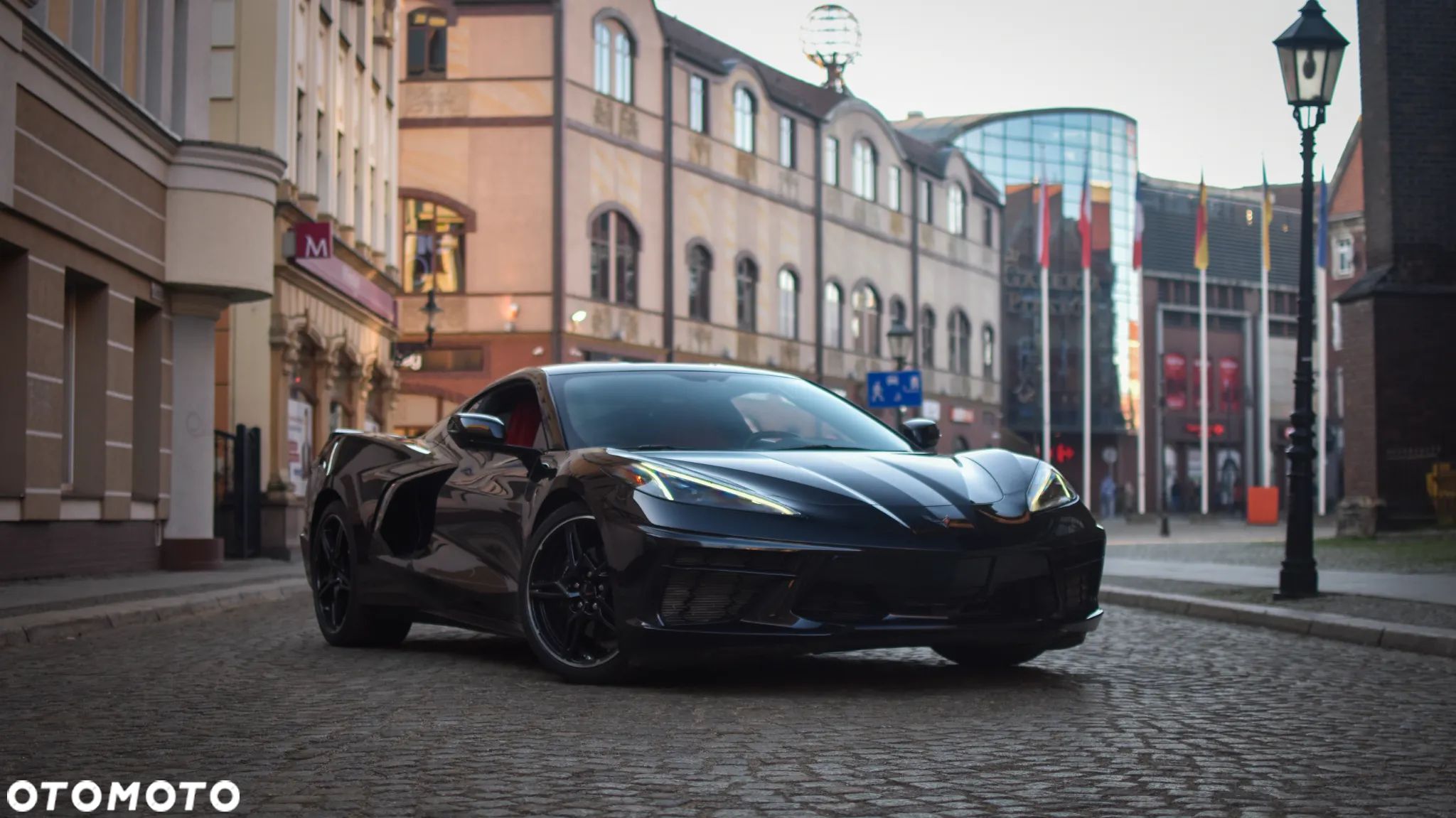 Chevrolet Corvette - 1