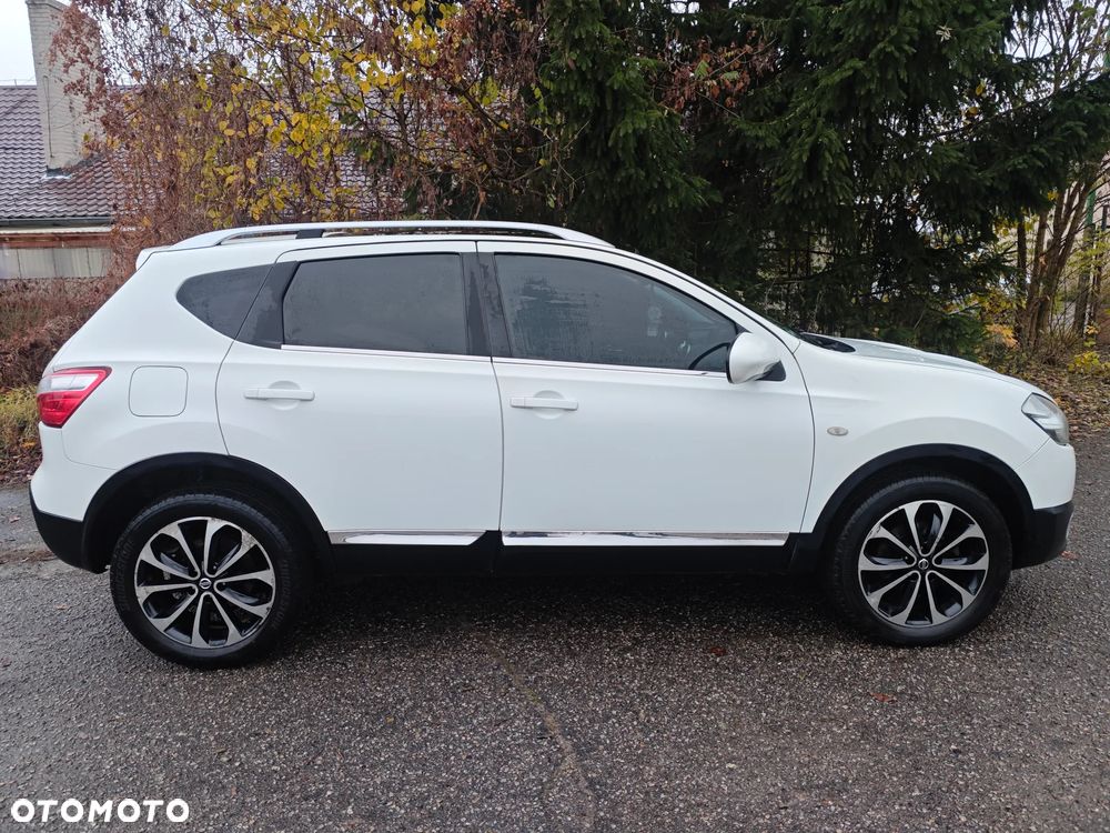 Nissan Qashqai 1.6 dCi 360 S&S - 16