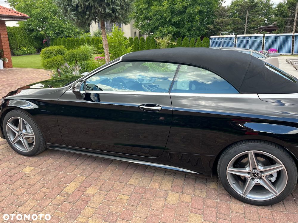 Mercedes-Benz Klasa C 300 9G-TRONIC - 9