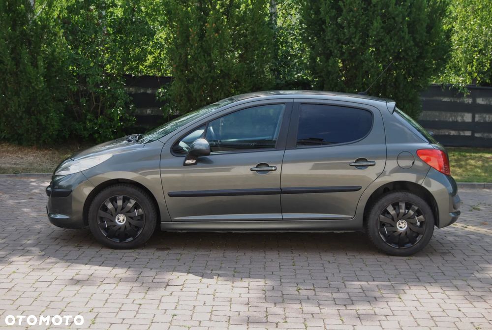 Peugeot 207 95 VTi Tendance - 16