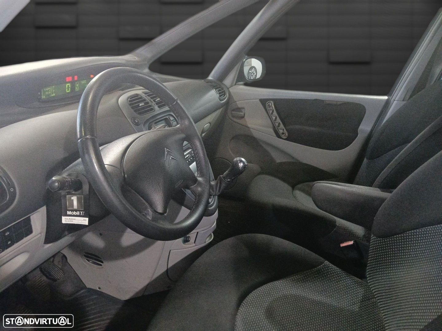 Citroën C4 Picasso 1.6 HDi Exclusive - 5
