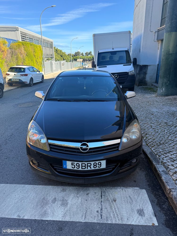 Opel Astra GTC 1.3 CDTI - 1