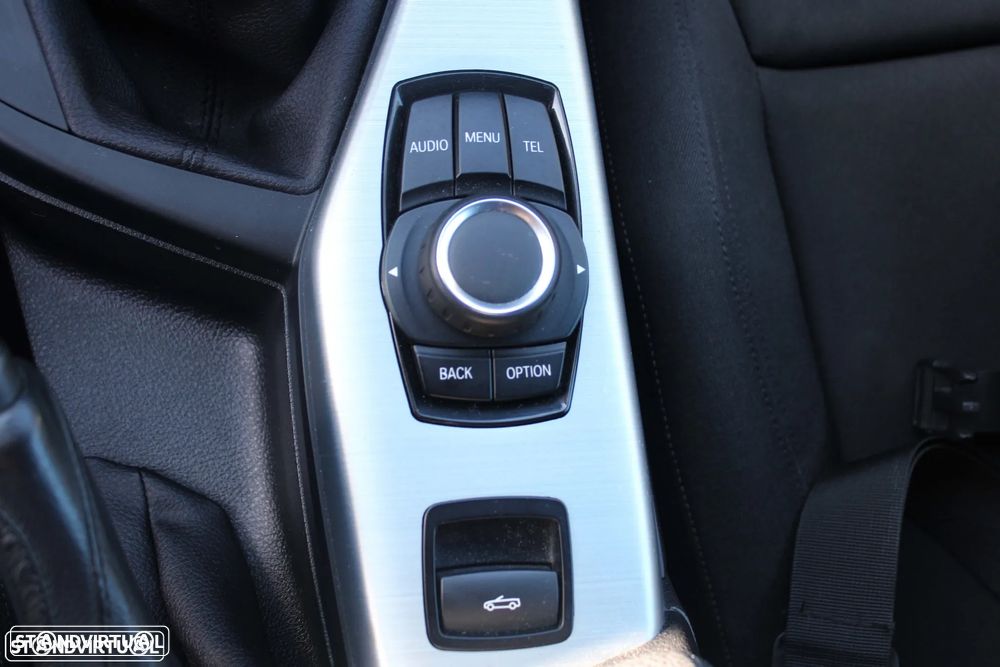 BMW 220 d Cabrio Line Sport - 8