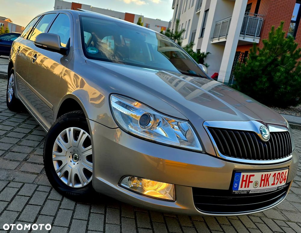 Skoda Octavia Combi 2.0 TDI Ambiente - 1