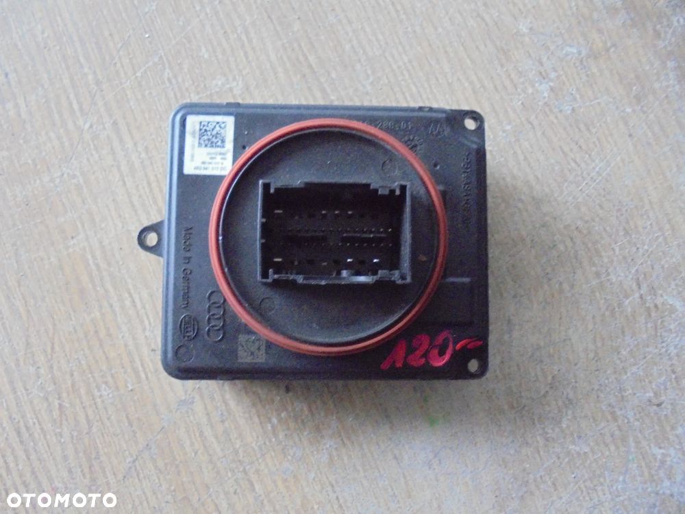 AUDI MODUŁ LED 4K0941572DC