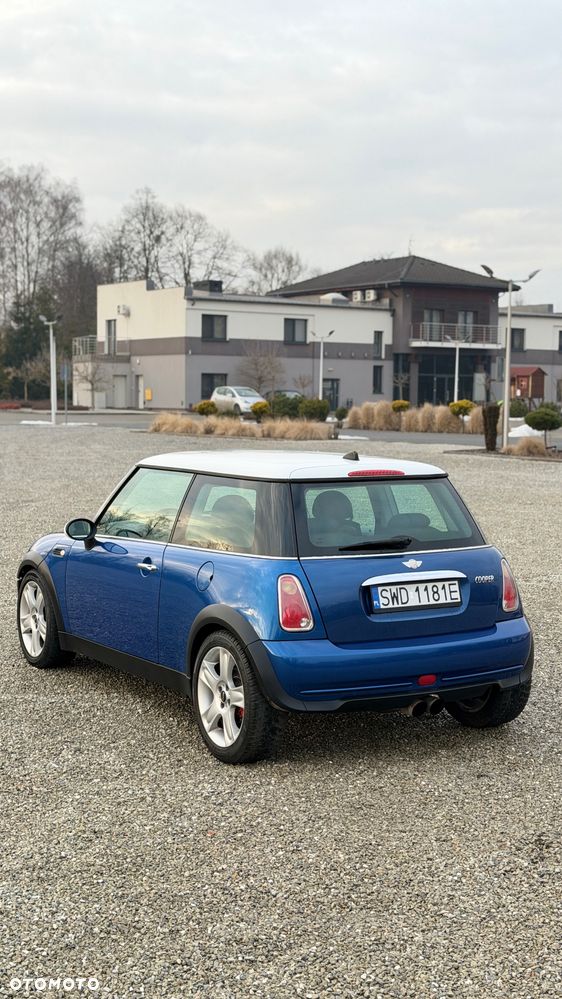MINI Cooper Sidewalk - 10