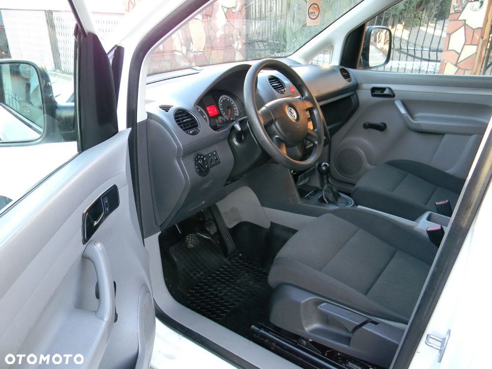 Volkswagen Caddy - 5