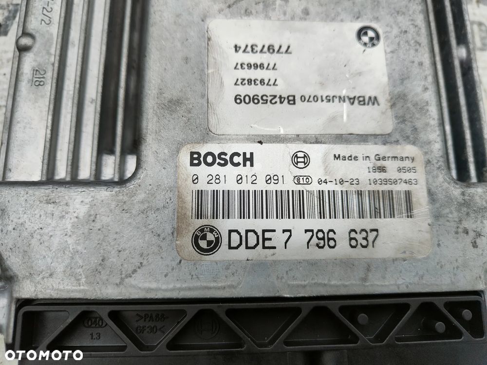 BMW E60 E61 3.0d 2.5d Automat Sterownik silnika Zestaw startowy 7796637 - 5