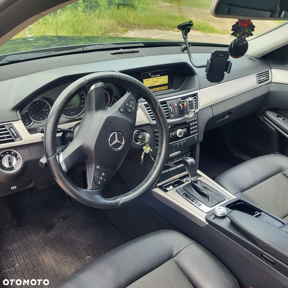 Mercedes-Benz Klasa E - 6