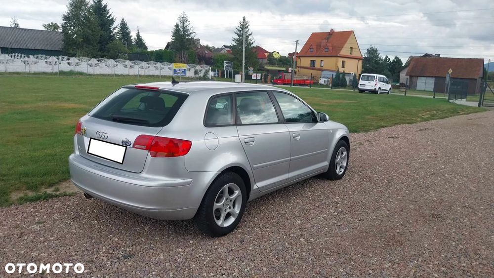 Audi A3 Sportback - 14