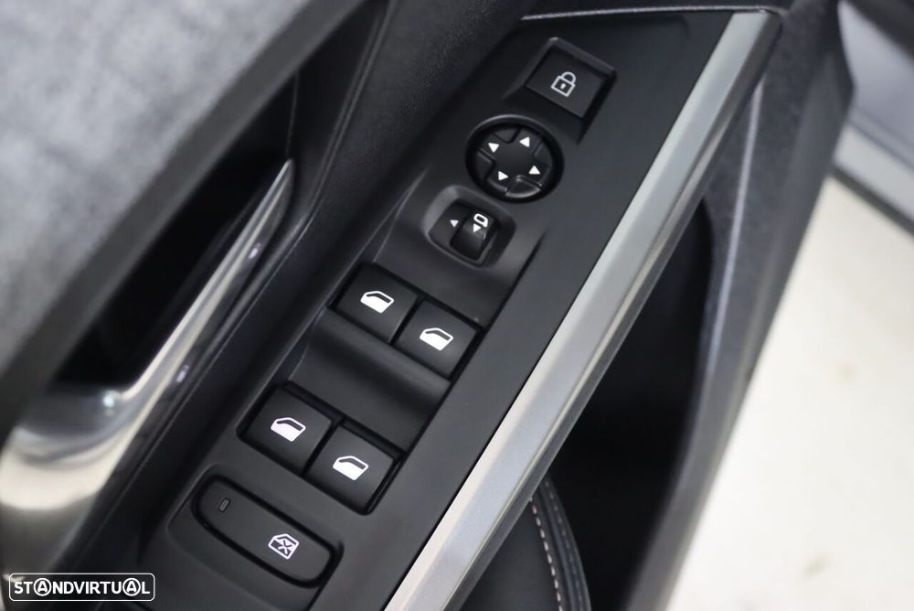 Peugeot 5008 Hybrid 145 e-DSC6 Allure - 21