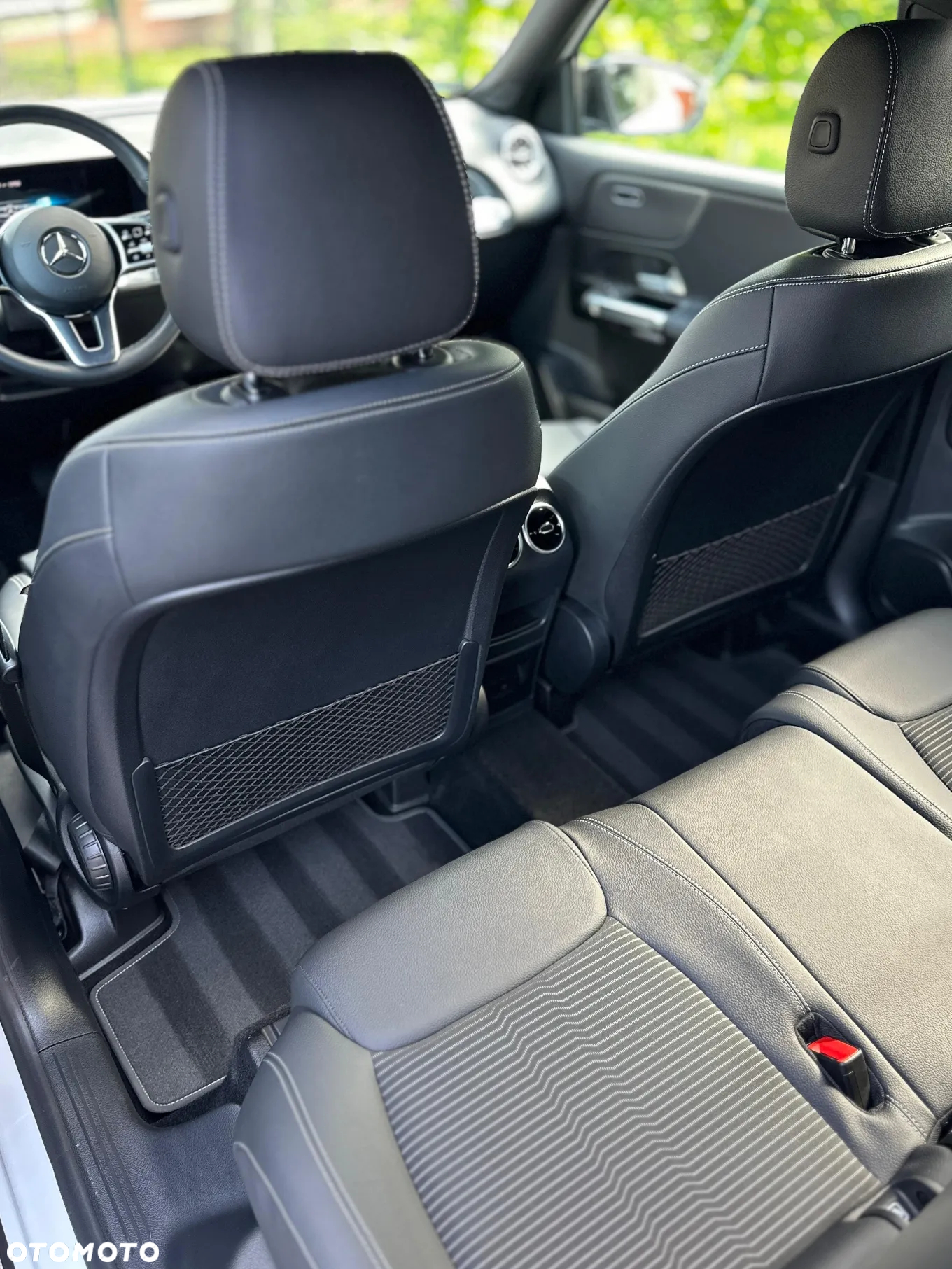Mercedes-Benz GLB 200 Progressive 7G-DCT - 10