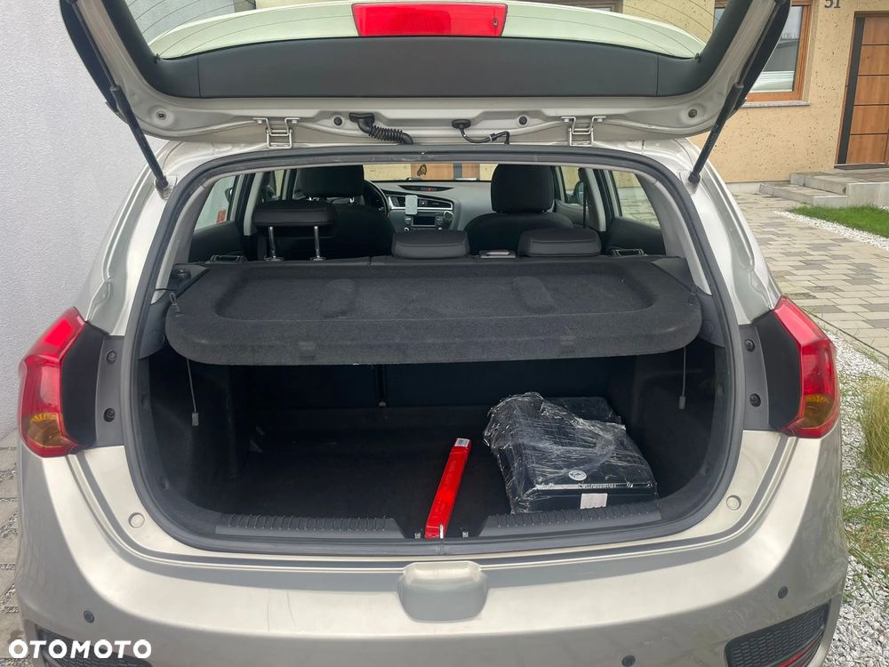 Kia Ceed Cee'd 1.6 GDI M - 6