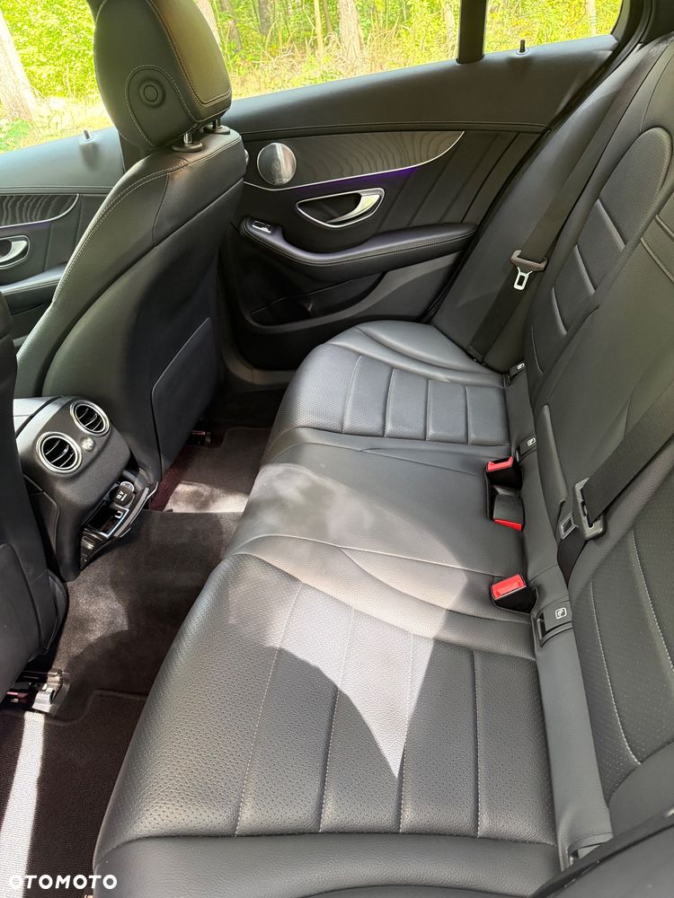 Mercedes-Benz Klasa C 220 d 4MATIC 9G-TRONIC - 11