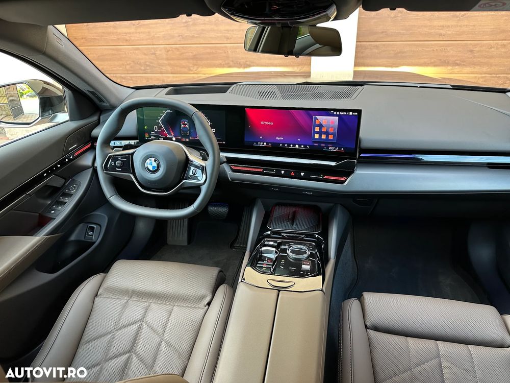 BMW Seria 5 520i AT MHEV - 8