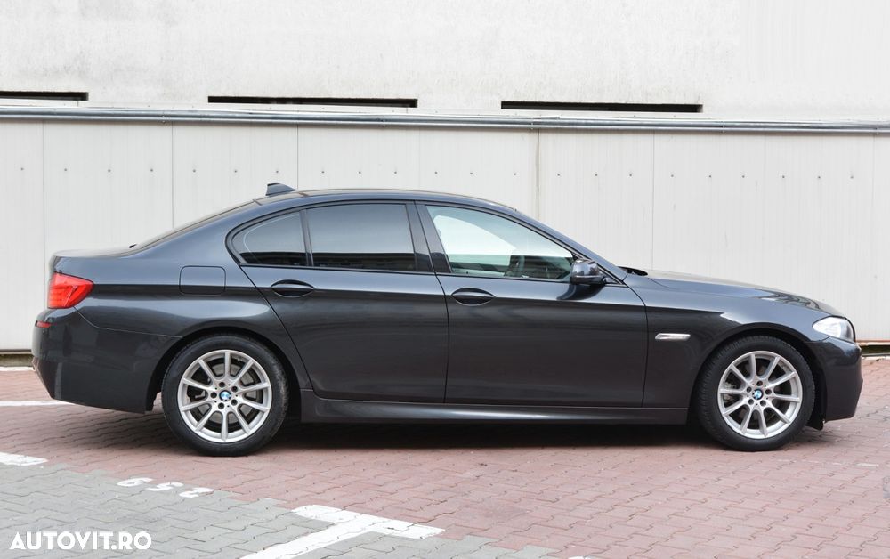 BMW Seria 5 520d Sport-Aut. - 11