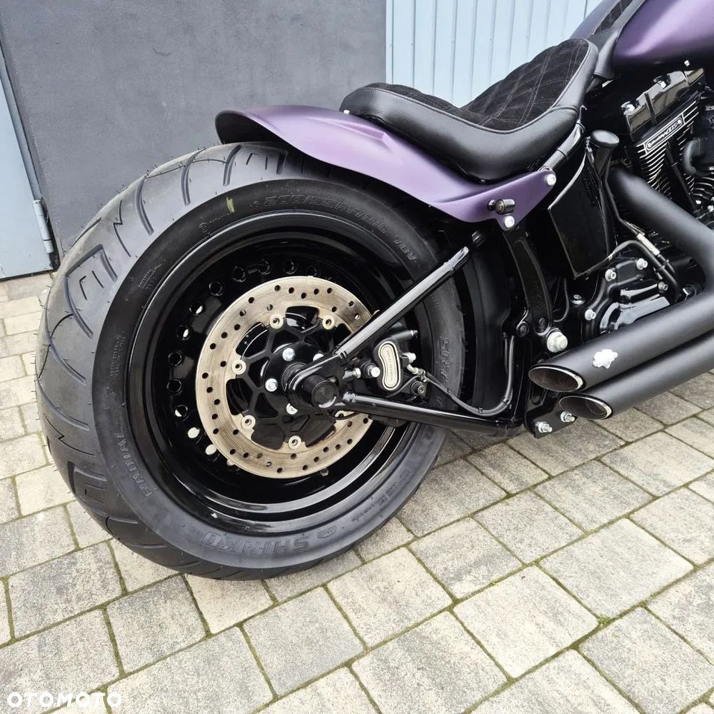 Harley-Davidson Softail Fat Boy - 24