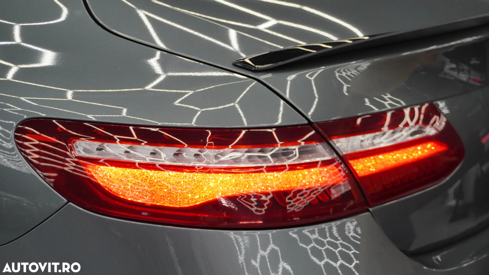 Mercedes-Benz E 400 Coupe 4MATIC Aut. - 19