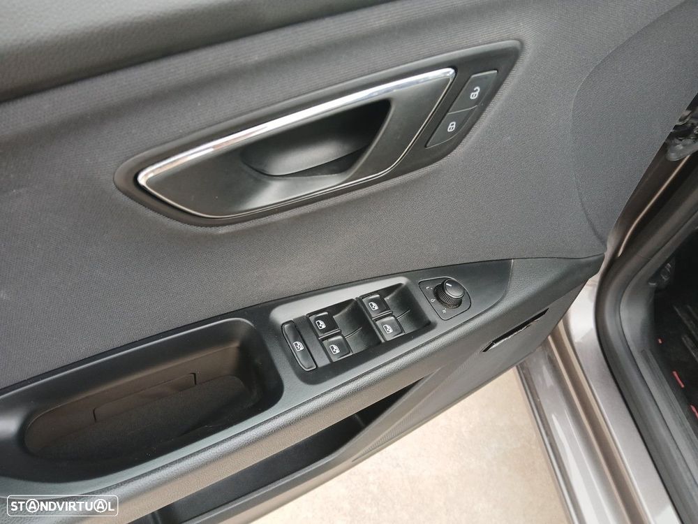 SEAT Leon 1.6 TDI Style Ecomotive - 16