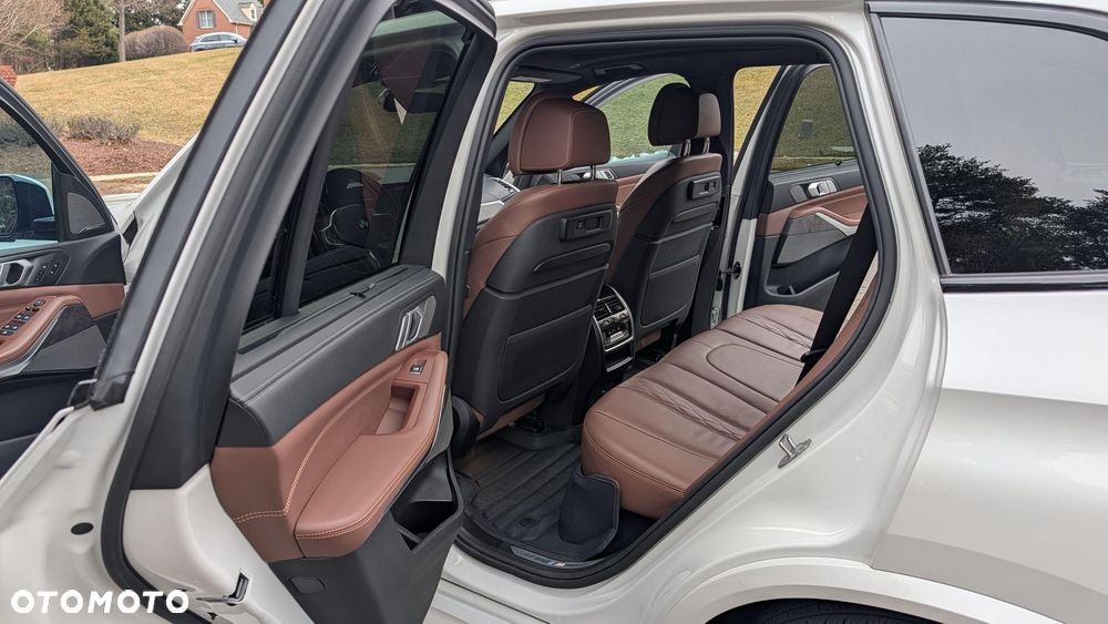 BMW X5 xDrive40i - 32