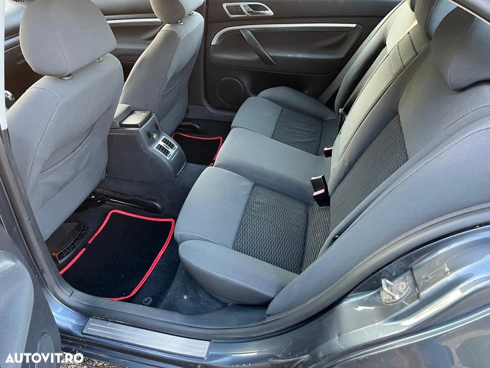 Skoda Superb 2.0 TDI Comfort - 12