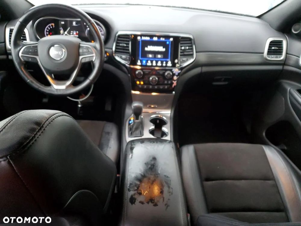 Jeep Grand Cherokee - 8