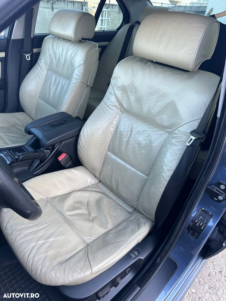 BMW Seria 5 525d - 19