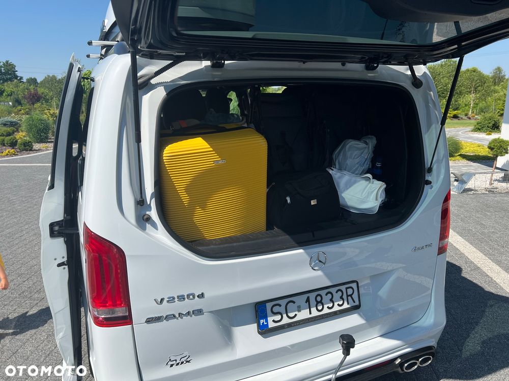 Mercedes-Benz V-Class 2016 photo 4