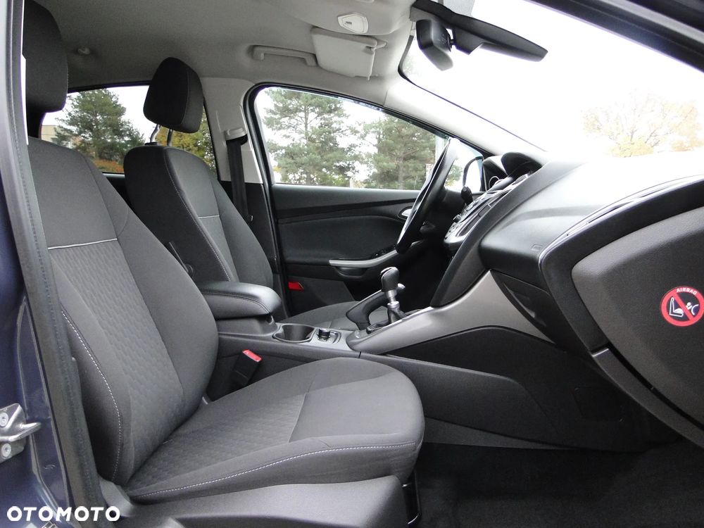 Ford Focus 1.6 TDCi DPF Titanium - 27