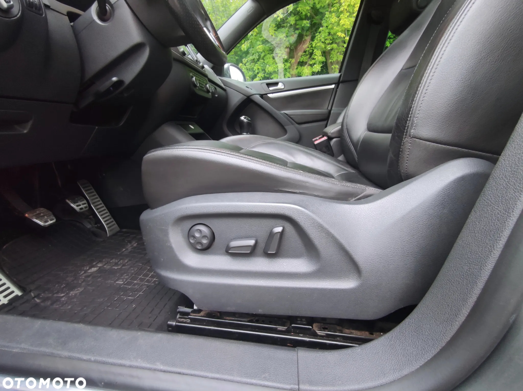 Volkswagen Tiguan 2.0 TDI Perfectline R-Style - 30