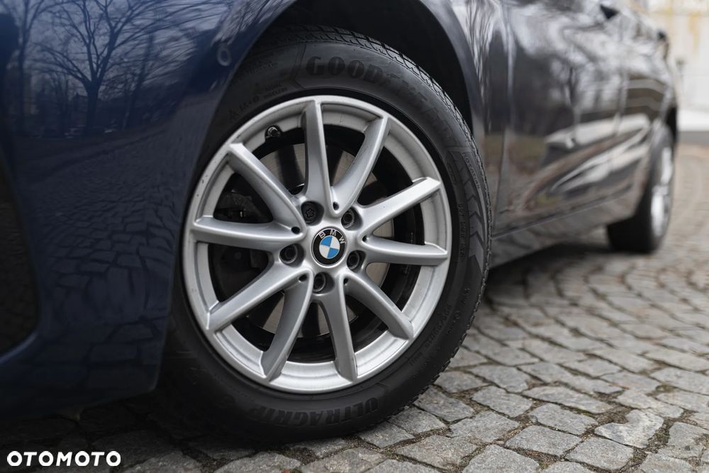 BMW Seria 2 218d Advantage - 3