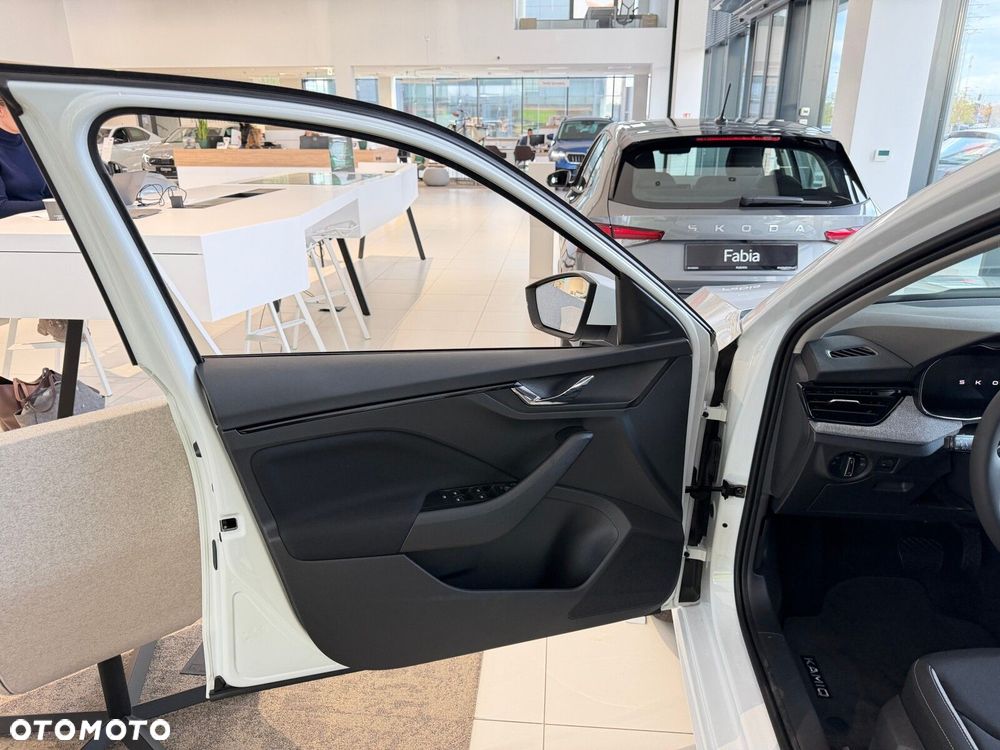 Skoda Kamiq 1.0 TSI Drive DSG - 15
