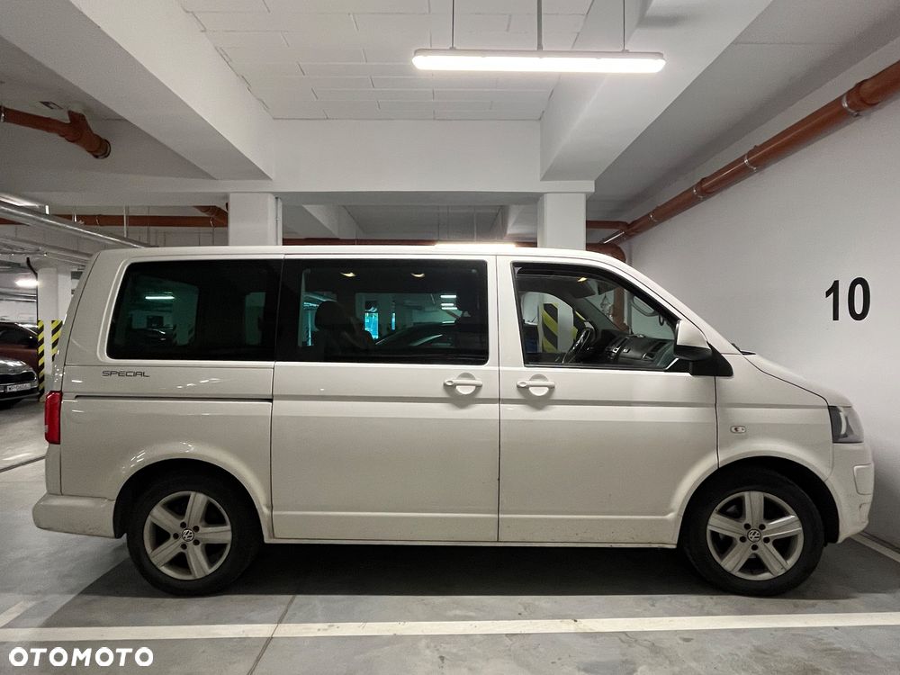 Volkswagen Multivan - 2
