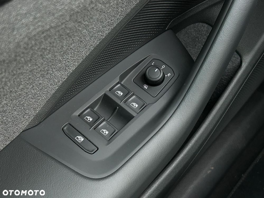 Volkswagen Passat Variant 1.5 TSI EVO Business DSG - 20