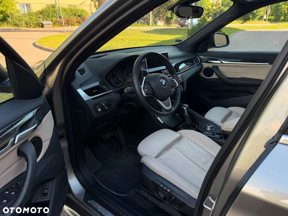 BMW X1 xDrive28i Sport Line - 12