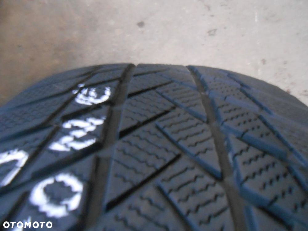 OPONY 255/55R19 BRIDGESTONE BLIZZAK LM 001 AO DOT 5217 7.1MM - 3