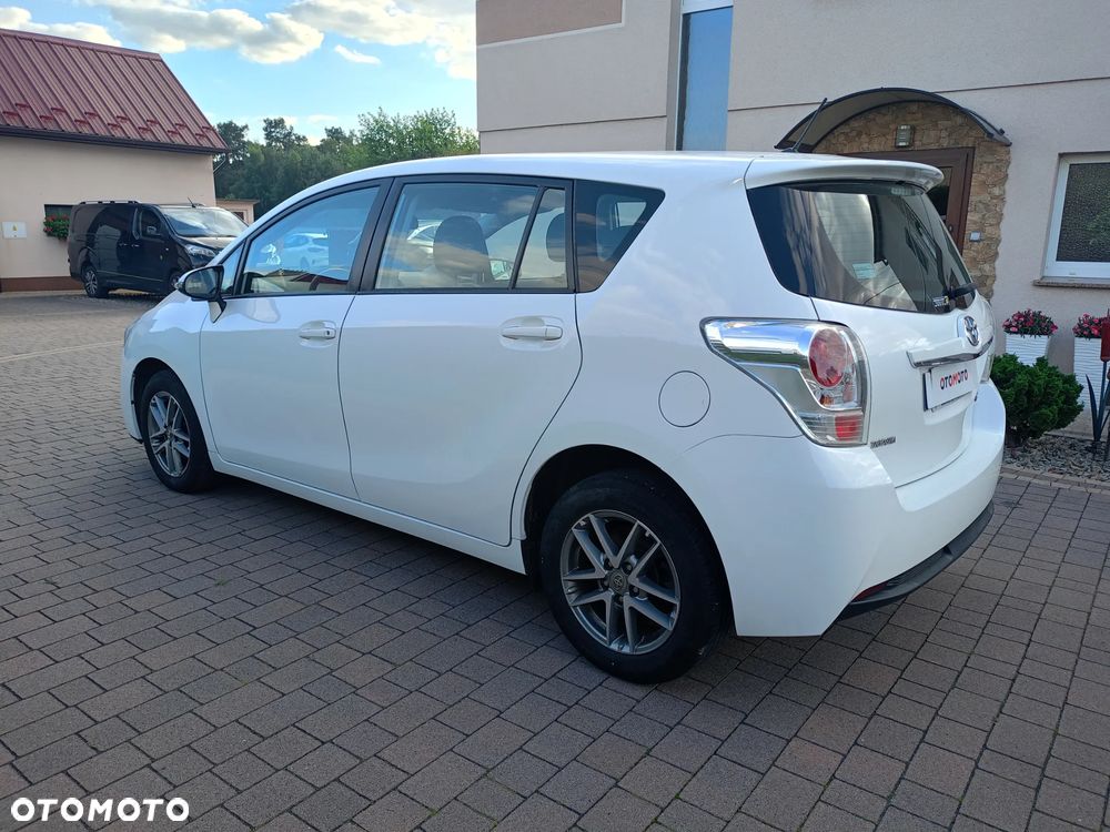 Toyota Verso 1.6 D-4D 5-Sitzer Start/Stop Comfort - 4