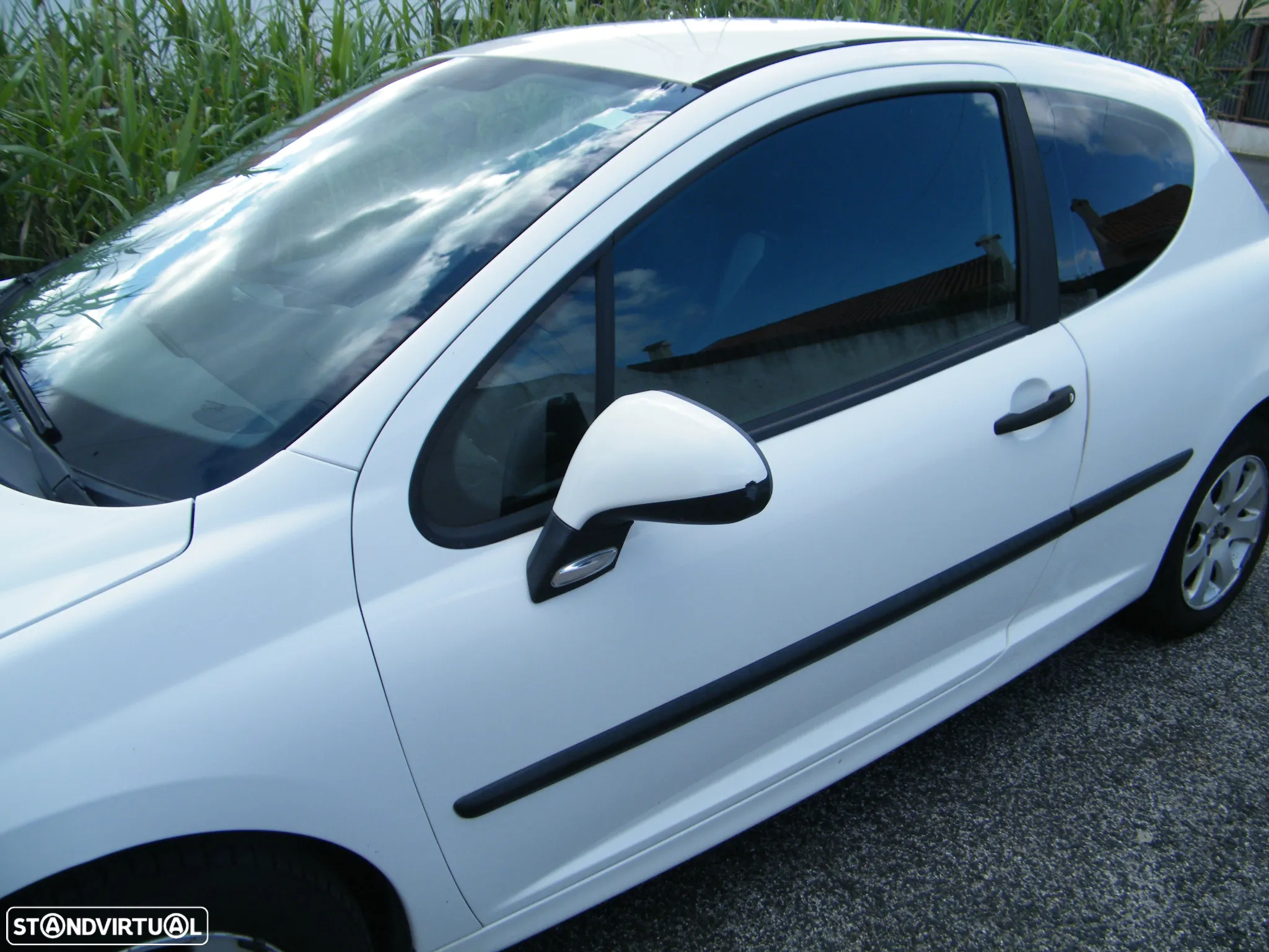 Peugeot 207 1.4 HDi SE Sportium - 2