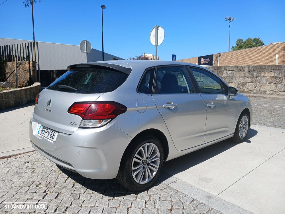 Citroën C4 1.6 BlueHDi Live — fotografia 16