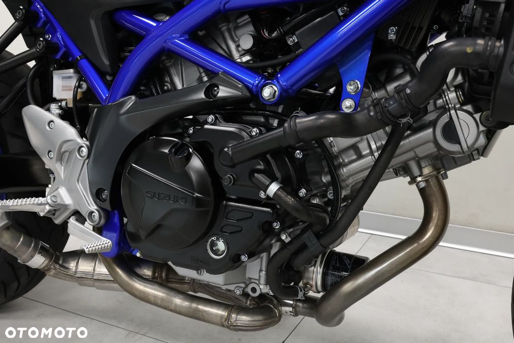 Suzuki SV - 20