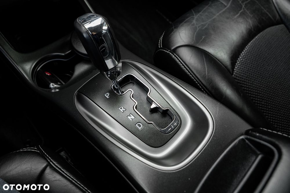 Fiat Freemont 2.0 Multijet 16V DPF Automatik Allrad Black Code - 36