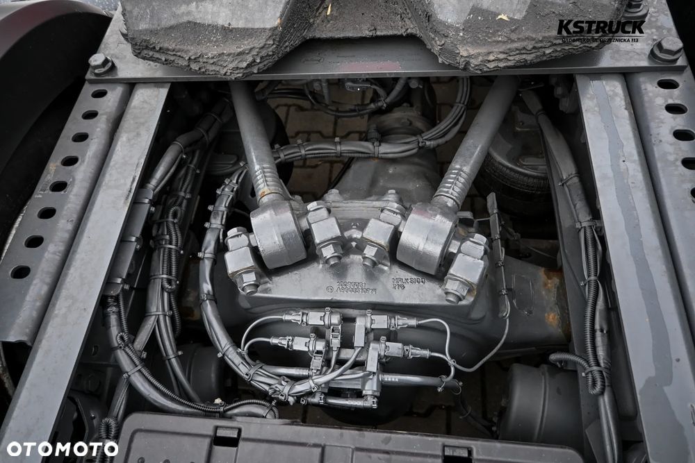 Mercedes-Benz Actros L - 15