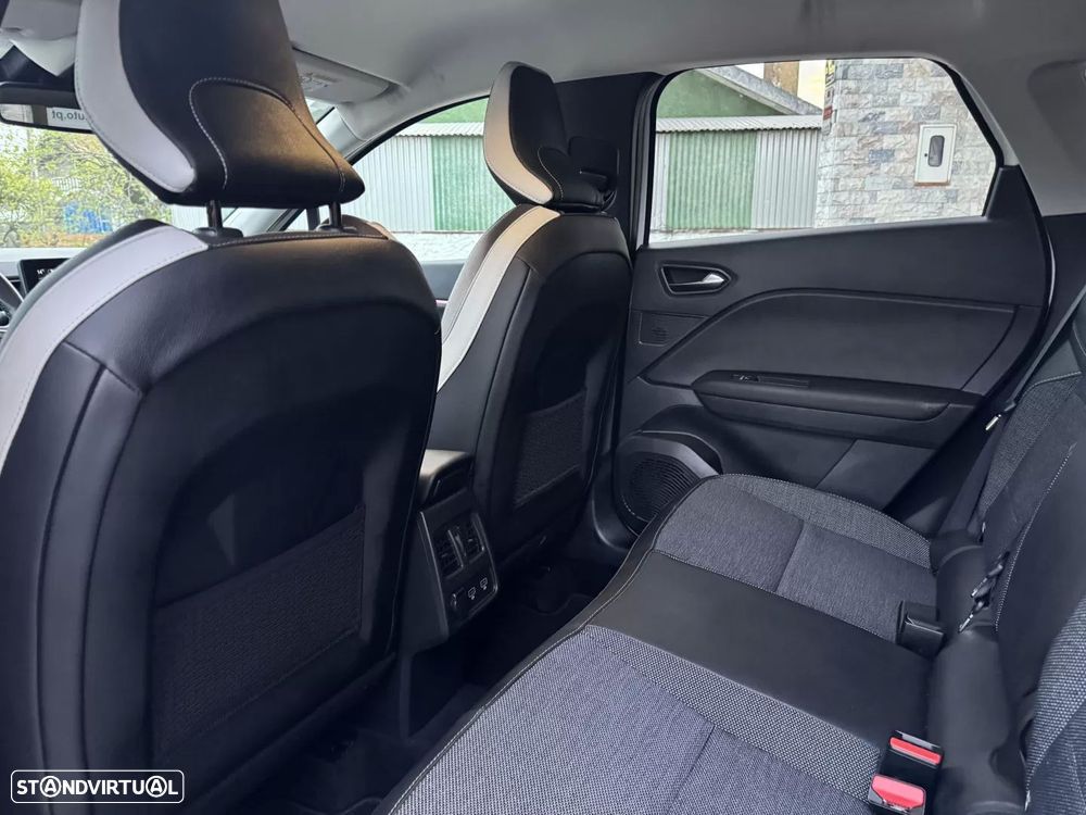 Renault Captur 1.0 TCe Techno Bi-Fuel - 17