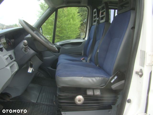 Iveco DAILY 50 C 18 3.0TDI  3.5T DMC 3.0M DUBEL KABINA 7-OSÓB - 23