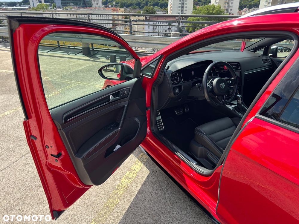 Volkswagen Golf - 14