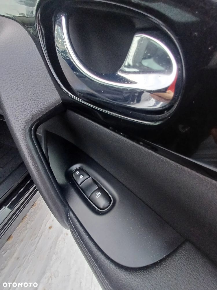 Nissan Qashqai 1.3 DIG-T Tekna - 18