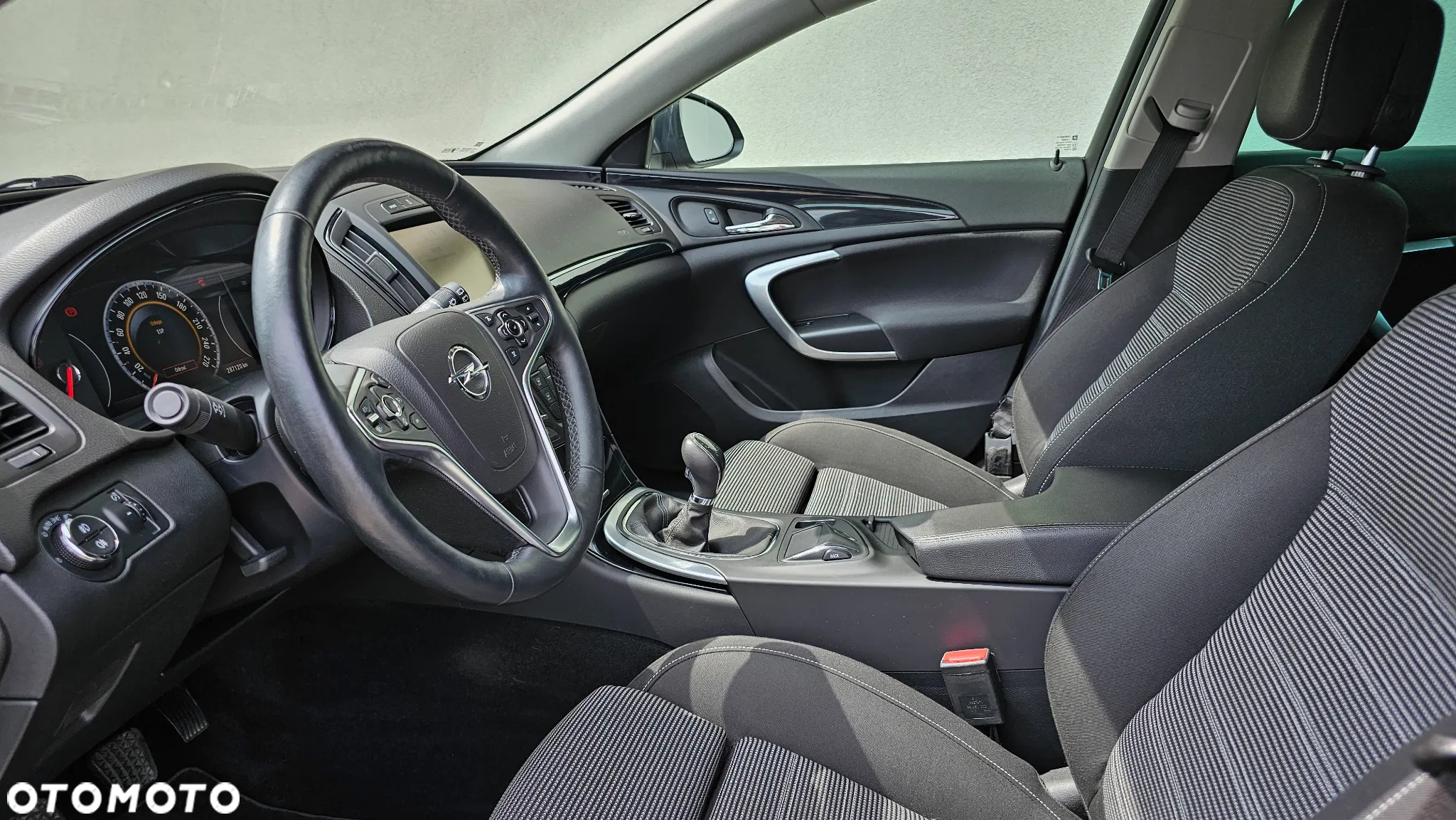 Opel Insignia 2.0 CDTI Sports Tourer ecoFLEXStart/Stop Business Edition - 11