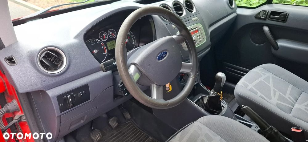 Ford Connect - 10